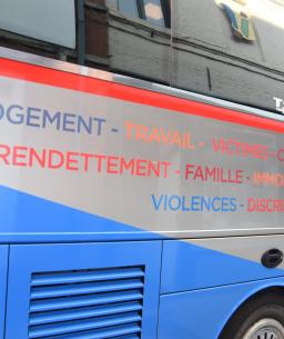 Bus accès au droit