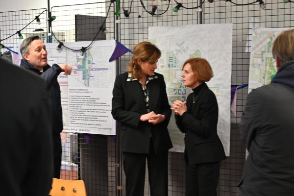 Visite d'une ministre à Loos