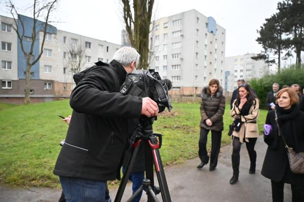 Visite d'une ministre à Loos