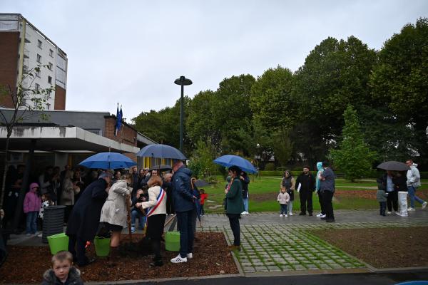 Rénovations inauguration école Perrault