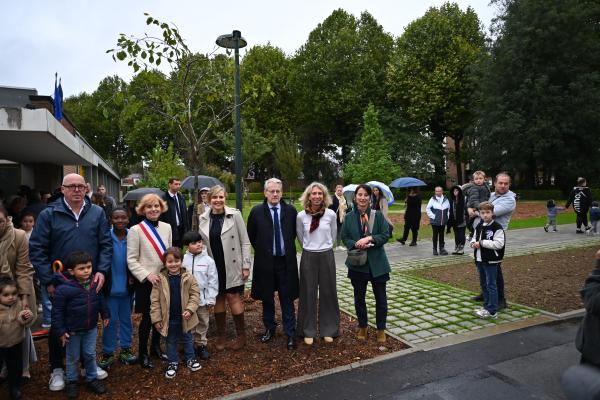 Rénovations inauguration école Perrault